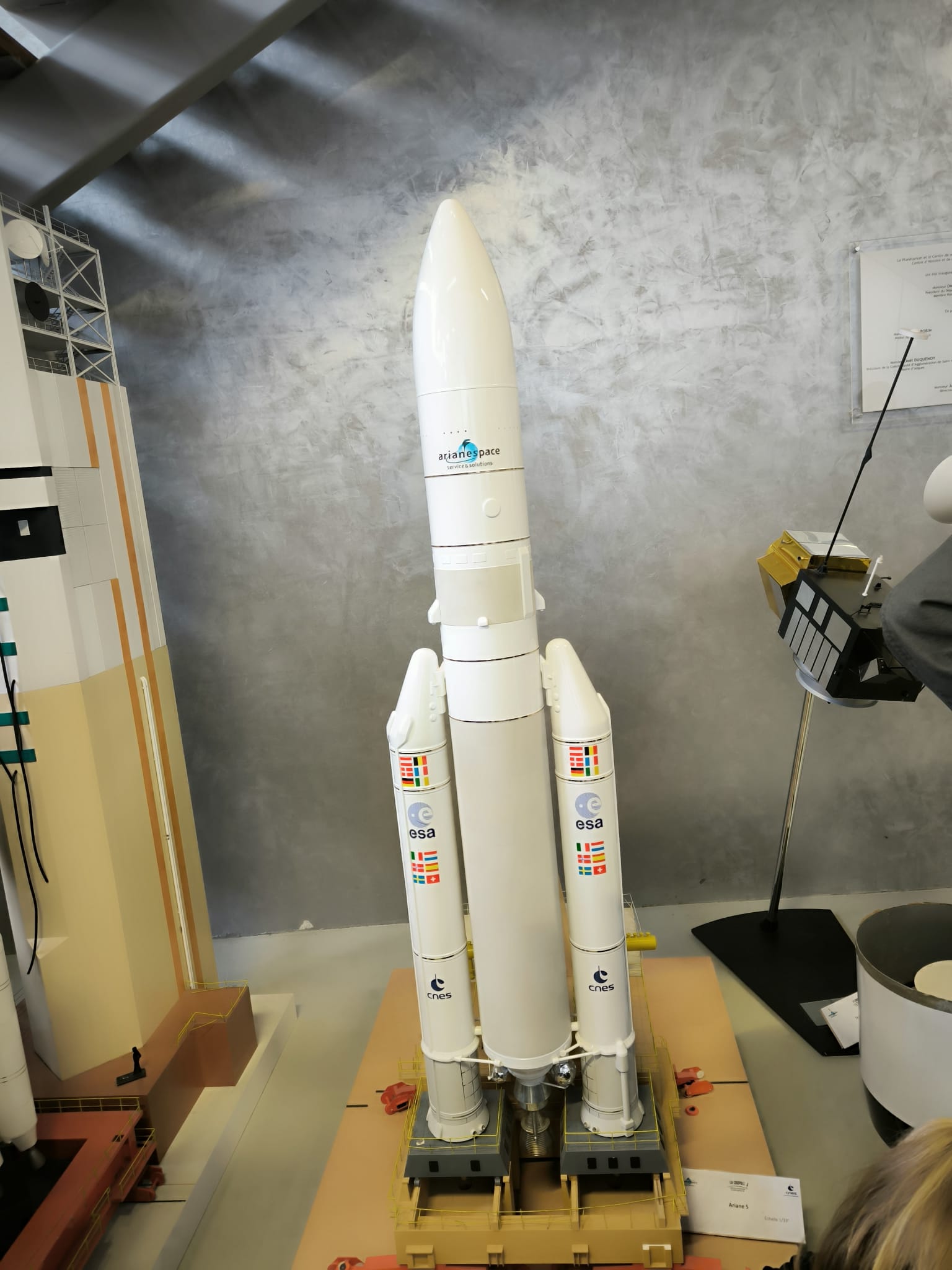 WhatsApp%20Image%202025-11-07%20at%2021.10.29%20%281%29